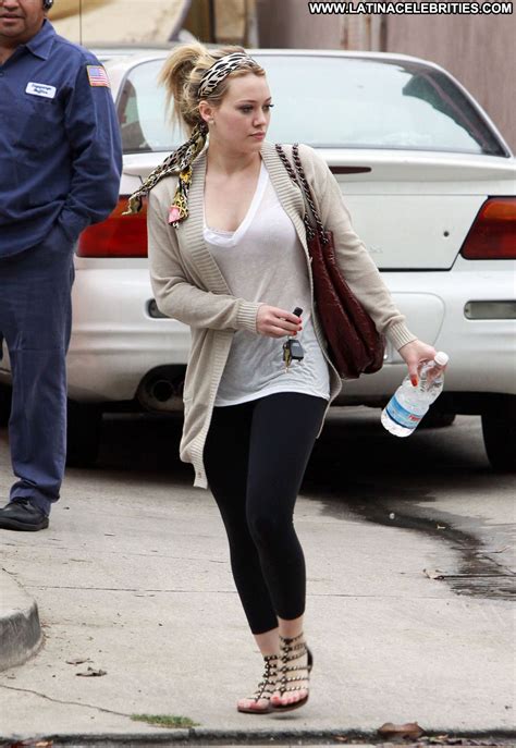 Hilary Duff Toluca Lake Celebrity Beautiful Babe Posing Hot Paparazzi