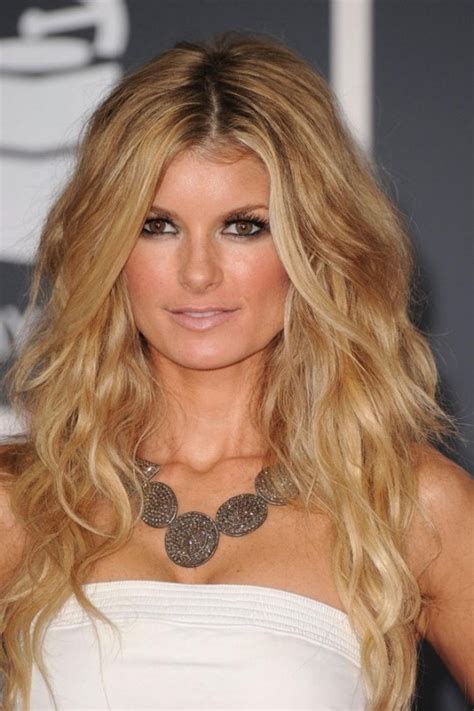 25 Messy Long Hairstyles For Hair That Are Perfectly Imperfect Hairdo Hairstyle