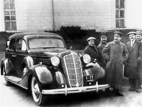 Назад в СССР: 5 самых роскошных советских автомобилей | Вокруг Света