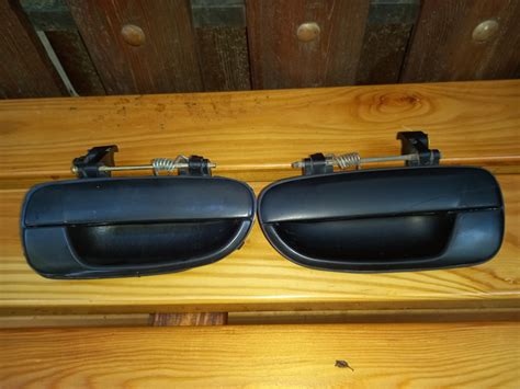 Замена задних ручек дверей на Хендай Акцент — Hyundai Accent (2G), 1,5 ...