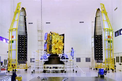 Isro Launches Gslv Rocket Carrying Weather Satellite Insat Dr