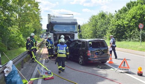 Frau und Kind bei Frontalzusammenstoß auf B29 verletzt