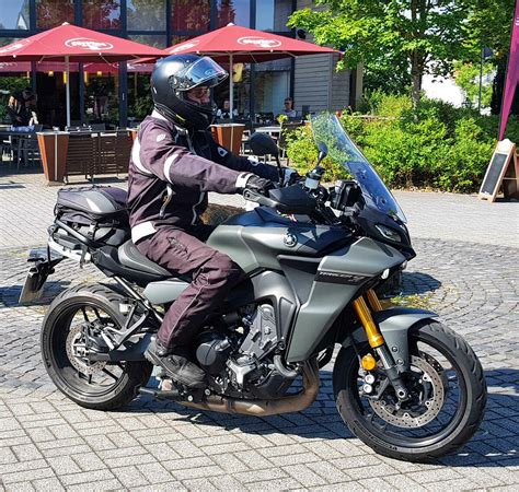 Yamaha Tracer Steht Abfahrbereit Zur Gef Hrten Tour Am Konrad Zuse