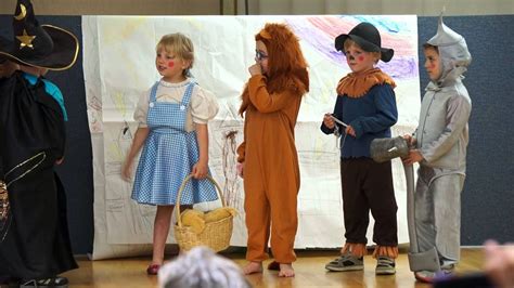 Liams Wizard Of Oz Performance Tiny Tots May 2014 Youtube