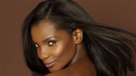 Темнокожие модели - 59 фото