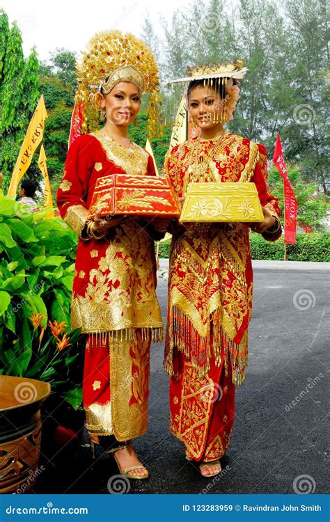 Traditional Malay entire editorial stock image. Image of people - 123283959