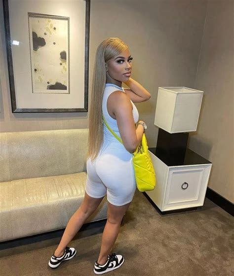 Ombre Blonde Brown Root Colored Human Hair Wig X Transparent Lace Frontal Wigs Brazilian Body