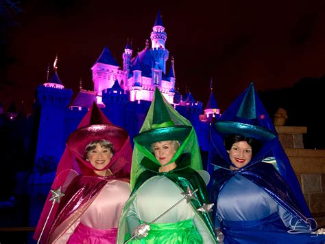 Disney After Dark Throwback Nite Gives Guests The Present Of The Past