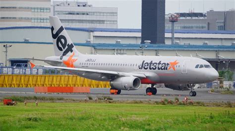 ジェットスター・ジャパン Airbus A320 Ja01jj 成田国際空港 航空フォト By てつさん 撮影2017年09月27日