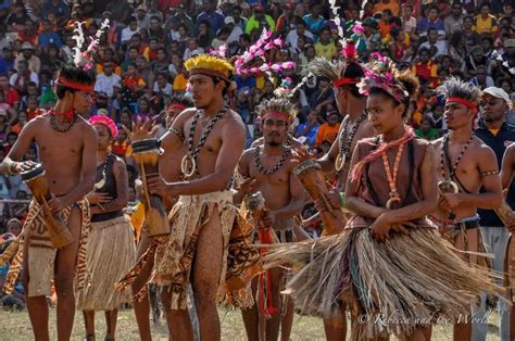 Mind Blowing Papua New Guinea Festivals Rebecca And The World