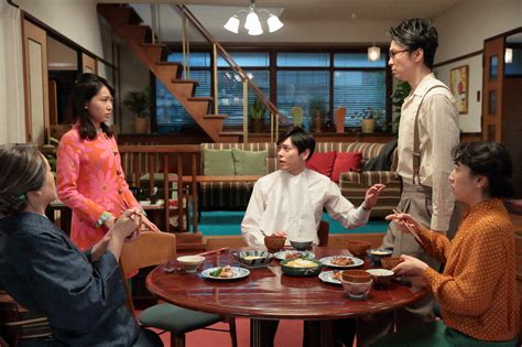 連続テレビ小説「まんぷく」第147話。幸（小川紗良）に頭が古いと言われ怒りだす萬平（小川紗良）（c）nhk ― スポニチ Sponichi