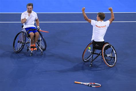 Gay Men Wrestling Scissors Hold Herokasap