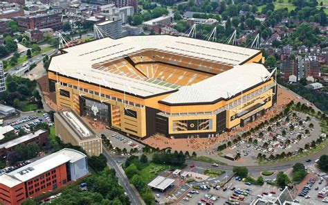 Design: Molineux Stadium – StadiumDB.com