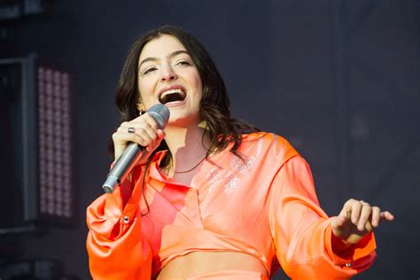 Lorde Hints at New Songs During UK Festival Performance - Listen