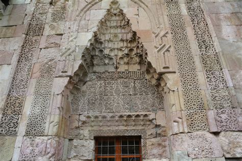 Divri I Ulu Camii Ve Dar Ifas Kad O Lu Restorasyon