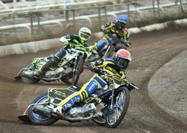 TIGERS INFLICT WITCHES BLOW British Speedway Official Website