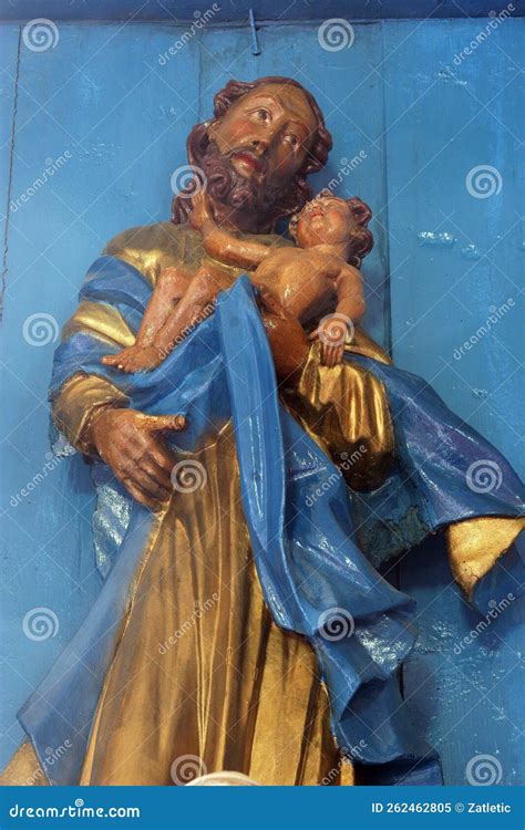 Saint Joseph Segurando A Igreja Do Beb Jesus Da Suposi O Da Virgem