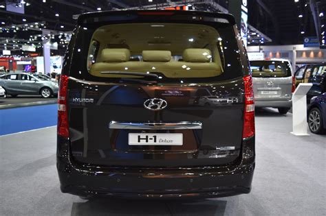 Hyundai H 1 Deluxe Rear At 2017 Bangkok International Motor Show