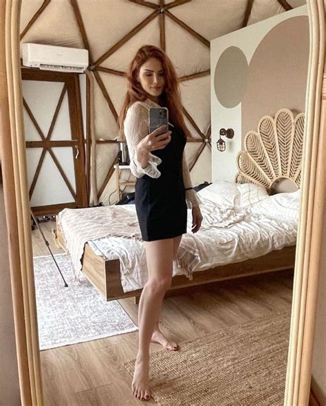 Mine Tugay gösterrr r hot turkish celeb