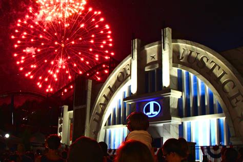 July 4th Fireworks Celebration - Six Flags Over Georgia