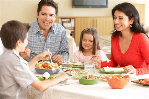 Comer En Familia Un Plan Para Disfrutar Más A Menudo