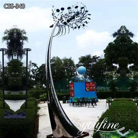 Modern Metal Large Kinetic Wind Sculpture Garden Decor For Sale Css 340