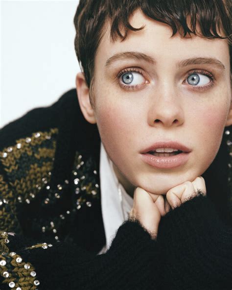 V People Sophia Lillis V Magazine