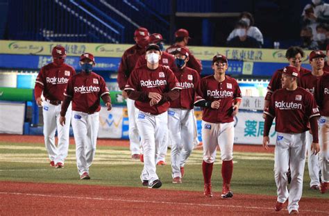 楽天 Csファーストs敗退決定 7回島内適時打で逆転も、その裏に酒居が痛恨同点被弾― スポニチ Sponichi Annex 野球