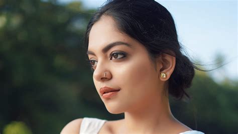 Ahaana Krishna Net Worth Bio Age Height Religion Education World