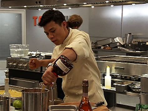 Watch Prep For Elimination | Top Chef Season 3 - Episode 2 Video