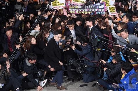 죽을 죄를 지었습니다비선 실세 의혹 최순실 검찰 출석 한국경제