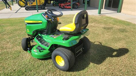 2023 John Deere X330 Lawn And Garden Tractors Knoxville Tn