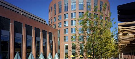 wharton mba applications rise foreignmbacom