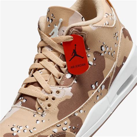 Air Jordan 3 Retro Tex W Sneaker (Driftwood, Brown & White) | END. Launches