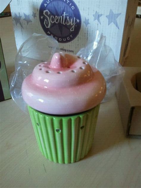 Cupcake Scentsy Warmer I Have The Best Friend S Ever Fue… Flickr