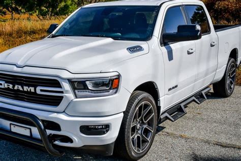 2019 2024 RAM 1500 Crew Cab New Body Style HDX Drop Steps 56 14085