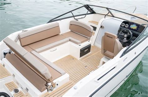 Quicksilver Activ Cruiser Euroyachts