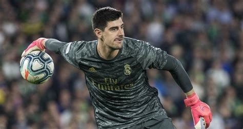 Courtois podría perderse la vuelta de Champions frente al Manchester