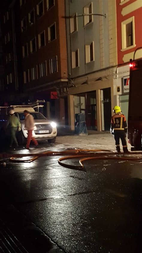 Un Cortocircuito Provoca Un Conato De Incendio En La Avenida De La