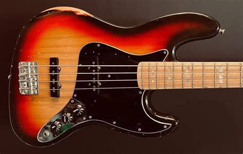 Fender Jazz Bass 1978 Kitarakuu