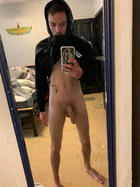 10 Skinny Hung Guys Taking Selfies Gallery ChristopHD