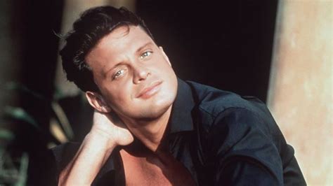 Conoce la razón por la que Luis Miguel dejó su casa en México Radio