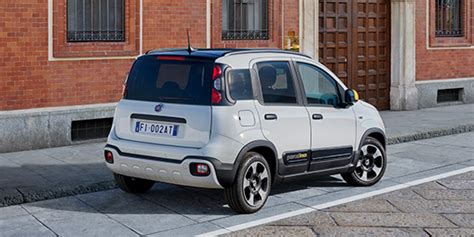 Der Neuer Fiat Panda Hybrid City Car Fiat Schweiz