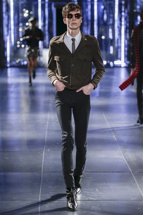 Une Minute Chez Yves Saint Laurent Mens Fashion Fall Mens Fashion