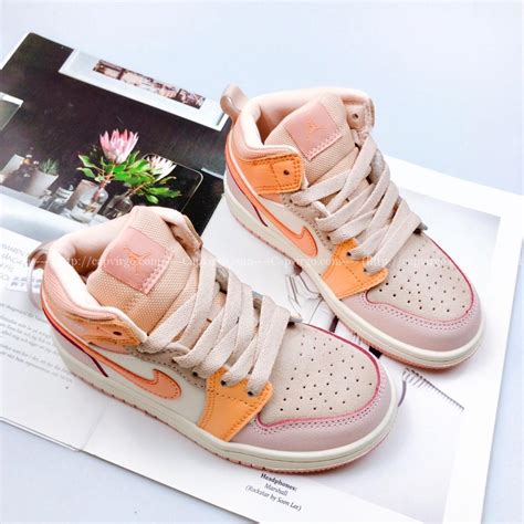 Giày Air jordan trẻ em màu nude