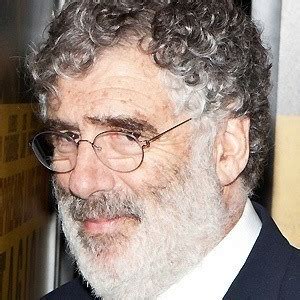 Elliott Gould - Bio, Family, Trivia | Famous Birthdays