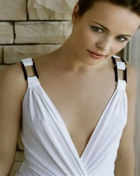 Rachel Brosnahan Bikini Pictures Hot Sexy Livinlavidalowcarb