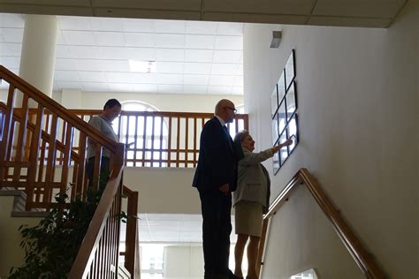 El Secretario General De Salud Pública E I D I En Salud Visita La Escuela Andaluza De Salud