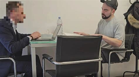 Straight Insurance Broker Convinced Gay Amateur Porn Feat Raunchy