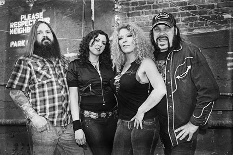 NASHVILLE PUSSY Tournée européenne et vidéo pour fêter ça